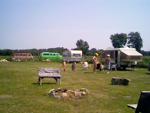 campe1.jpg (73347 bytes)